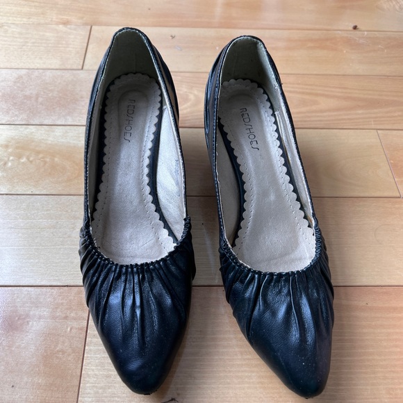 Black heel shoes - Picture 2 of 2